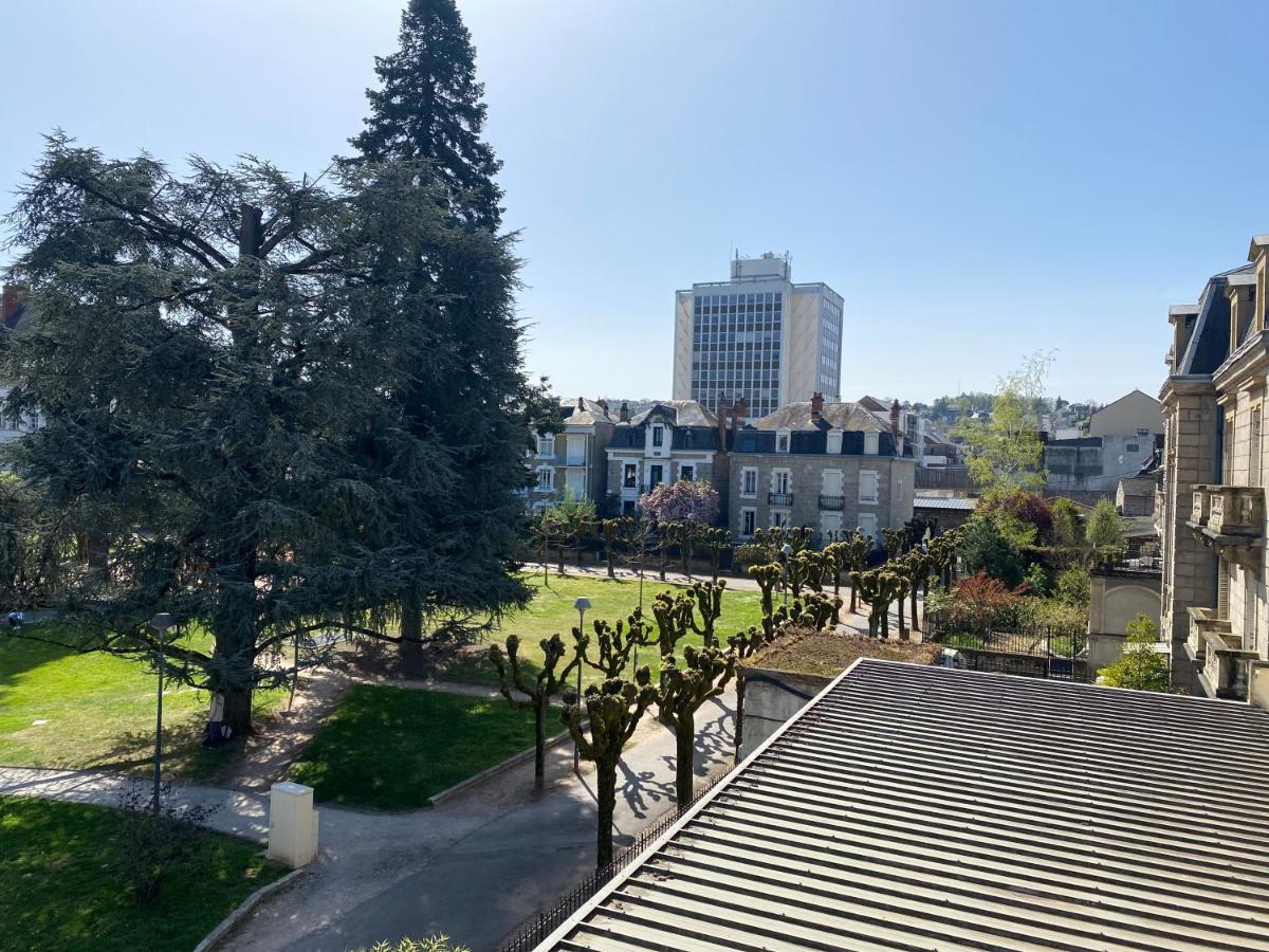 Hotel La Reserve De Brive Екстериор снимка
